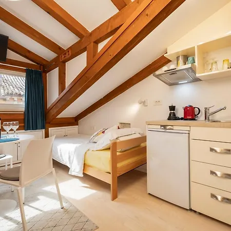 Antiche Mura Apartment *